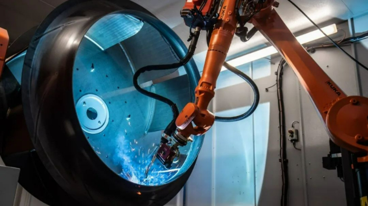 工業機器人“四大家族”:搶占萬億自動化改造